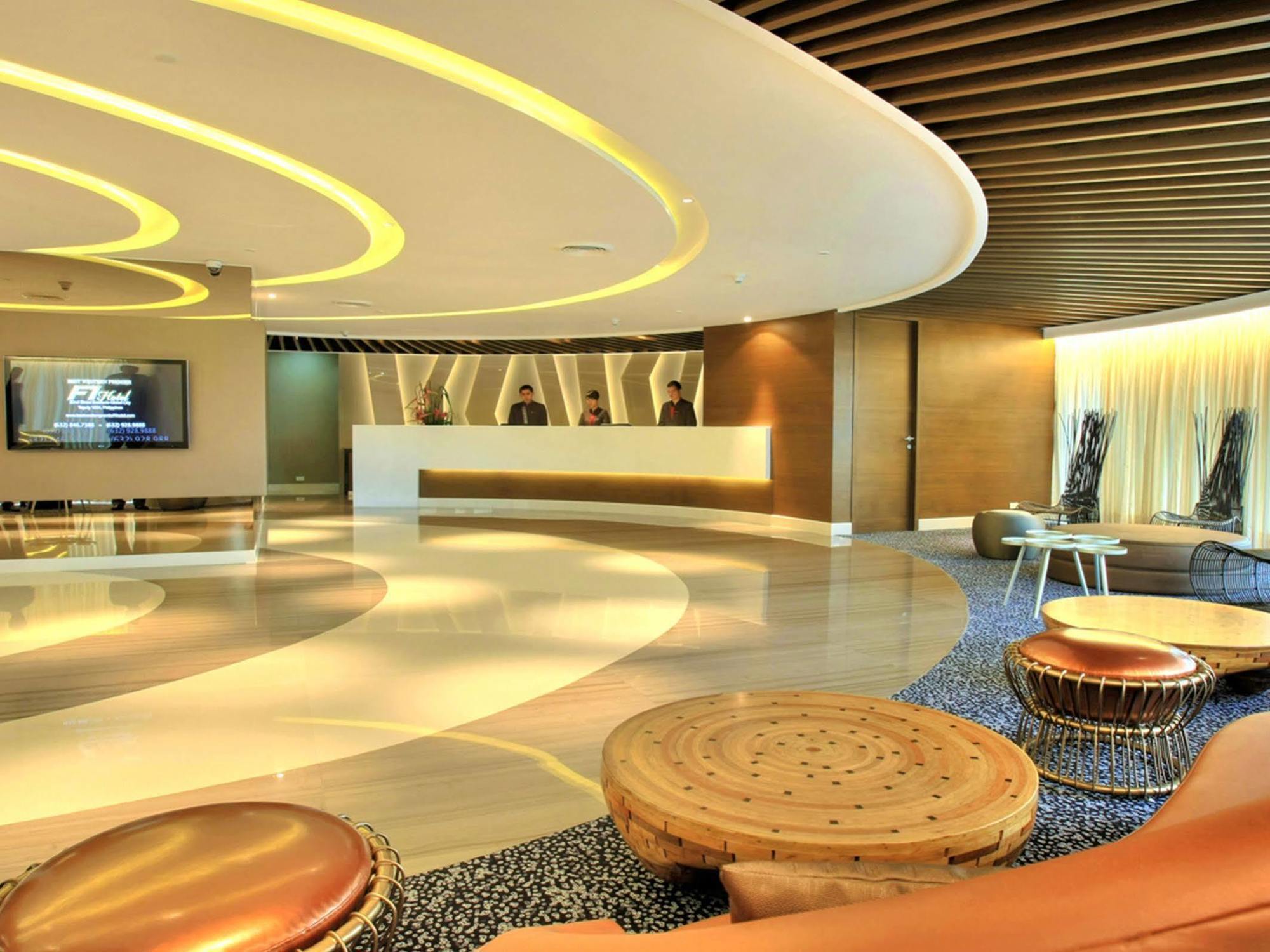 Hailey And Meagan'S Nook At F1 Hotel Manila Residential Suite At Bgc Near St Luke'S Taguig Exterior foto